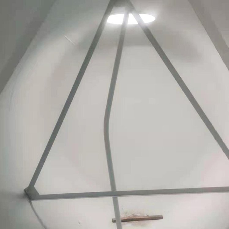 储罐内壁非碳系环氧导静电漆